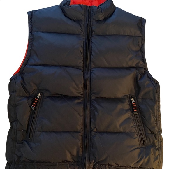 Men’s Gap Reversible Down Vest - Picture 1 of 7